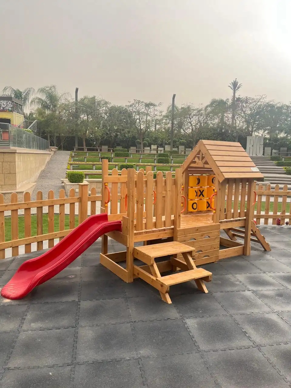 Play Kingdom — illustration